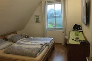 Modernisierte 4-Zimmer-Wohnung mit Dachterrasse, EBK  in Weyhe – Die vollständige Adresse der Immobilie erhältst du vom Anbieter., 28844 Weyhe – Vorschaubild 11
