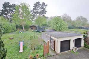 Modernisiertes Zweifamilienhaus mit ausgebautem Dachgeschoss, Doppelgarage und großem Garten – Karlsruhe (Kreis) – Vorschaubild 2