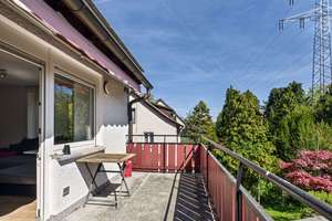 Grün wohin das Auge reicht: Dreifamilienhaus mit 5 Stellplätzen und Gartenreich auf ca. 824 m² – Die vollständige Adresse der Immobilie erhältst du vom Anbieter., 70565 Rosental, Stuttgart – Vorschaubild 17