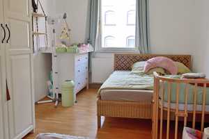 Gemütliche 2-Zi.-Whg., Parkett, Bad/Wanne, WC extra, 3.OG – Sandrartstr. 47, 90419 Nürnberg – Vorschaubild 3
