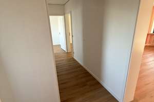 Erstbezug nach Sanierung: Sonnige Dachterrassenwohnung mit neuem Bad, neuer Einbauküche – Die vollständige Adresse der Immobilie erhältst du vom Anbieter., 74081 Sontheim, Heilbronn – Vorschaubild 9