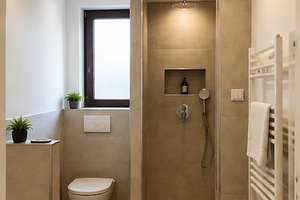 Stilvoll modernisiert: 3-Zimmer-Wohnung in Pempelfort – Benedikt-Schmittmann-Straße 20, 40479 Pempelfort, Düsseldorf – Vorschaubild 4