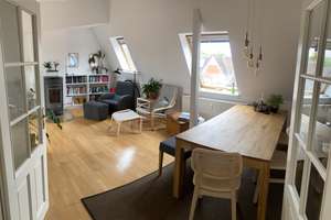 Möblierte, unbefristete und helle 4-Zimmer Maisonette-Wohnung direkt am Südfriedhof – Die vollständige Adresse der Immobilie erhältst du vom Anbieter., 24114 Südfriedhof, Kiel – Vorschaubild 2