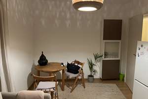 ***Zentrale, kleine 2-Zimmer-Erdgeschosswohng mit Kochnische, Augsburg-Innenstadt*** – Oberer Graben 21, 86152 Lechviertel, östl. Ulrichsviertel, Augsburg – Vorschaubild 6