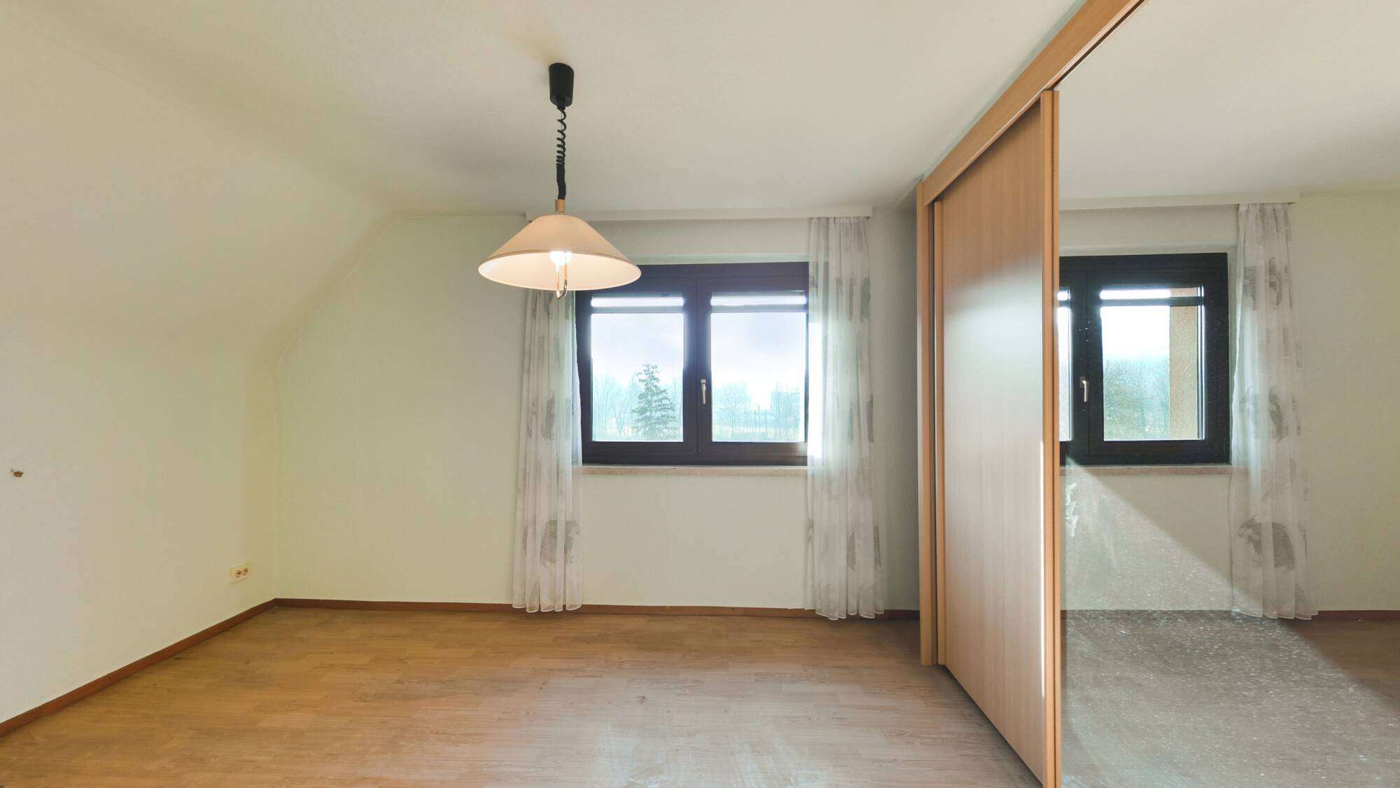 Immobilie in Erlenbach - Familiengerechtes EFH auf 753 m² – viel Platz, Gestaltungsfreiheit & weiter Blick ins Grüne - Bild 5