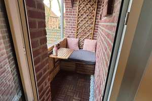 Klimatisiert im 2-Fam.Haus mit Loggia, Dusche & Badewanne
