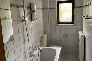 HELLE 4 ZIMMER WOHNUNG!!! zentrale Lage und viel Platz! – Peter-Bauer-Straße 16, 50823 Neuehrenfeld, Köln – Vorschaubild 11