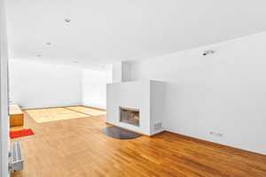 Bestlage: Architektenvilla im 
Bauhausstil mit 5 TG-Plätzen! – Regensburg – Vorschaubild 16