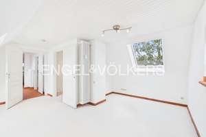 Großzügiger Sonnenbalkon vereint mit lichtdurchflutetem Maisonette-Flair nahe dem Krefelder Stadt... – Die vollständige Adresse der Immobilie erhältst du vom Anbieter., 47803 Inrath/Kliedbruch, Krefeld – Vorschaubild 8