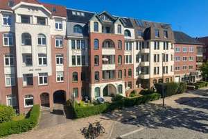 Erstklassiger Altbau im Herzen von Schreventeich: Wunderschöne Etagenwohnung  