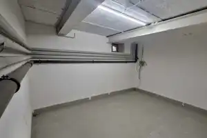 Viel Platz für Wohnen/Arbeiten inkl. PV-Anlage, 5 Garagen, Carport u.v.m. – Vogtlandkreis – Vorschaubild 9