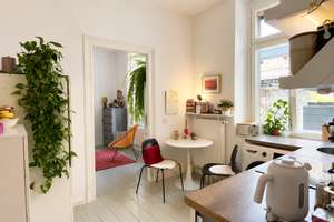 Schöne Altbauwohnung zentral in Pempelfort – Die vollständige Adresse der Immobilie erhältst du vom Anbieter., 40477 Pempelfort, Düsseldorf – Vorschaubild 1