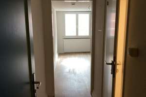 Nur für Studenten/ in! Renoviertes 1 Zimmer Apartment zu sofort anmietbar! – Glockengießerstr. 8, 23552 Innenstadt, Lübeck – Vorschaubild 2
