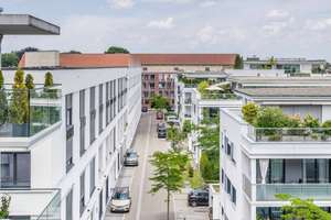 Darüber nur der Himmel! Sonniger Balkon mit Blick zum Park! Textilviertel! Holzböden! EBK! – Am Schäfflerbach 1a, 86153 Am Schäfflerbach, Augsburg – Vorschaubild 11