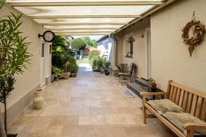 Vennhausen! Doppelhaushälfte mit traumhaftem Garten