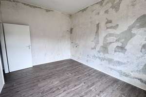 Frei ab 01.07. ! Teil- Renovierte.2,5-Raum- WE im 1.OG mit Balkon ! ** PROVISIONSFREI ! ** – Am Himgesberg 3, 47259 Hüttenheim, Duisburg – Vorschaubild 17
