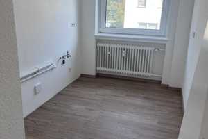 Komplett modernisierte 2-Zimmer-Wohnung mit Loggia – Schwelmer Straße 126, 42389 Wuppertal – Vorschaubild 9
