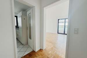 Bezugsfreie 3-Zimmer-Wohnung mit 2 Balkonen in Obermenzing – Bärmannstraße 6, 81245 Obermenzing, München – Vorschaubild 11
