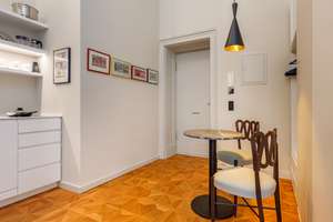 Studio West – Pied-à-Terre mit luxuriöser Innenausstattung zwischen Savignyplatz und Steinplatz – Die vollständige Adresse der Immobilie erhältst du vom Anbieter., 10623 Charlottenburg, Berlin – Vorschaubild 6