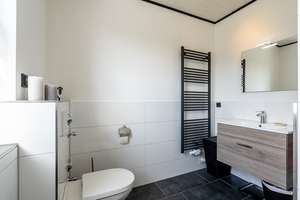 Exklusiv modernisierte Altbauvilla mit großzügigem Grundstück und stilvollen Ausstattungsdetails – Die vollständige Adresse der Immobilie erhältst du vom Anbieter., 23858 Reinfeld (Holstein) – Vorschaubild 20
