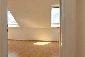Helles Wohnerlebnis auf zwei Ebenen: Exklusive 90 m² Maisonette mit Balkon – Gutenbergstr. 68, 45146 Südviertel, Essen – Vorschaubild 46
