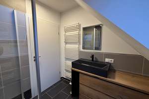 Komfortable 3-Zimmer-Wohnung mit Einbauküche, Süd-Ost-Balkonen und Außenstellplatz – Die vollständige Adresse der Immobilie erhältst du vom Anbieter., 53125 Röttgen, Bonn – Vorschaubild 7