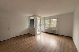 schöne 3-Zimmerwohnung mit Balkon in Wuppertal-Wichlinghausen – Marklandstraße 166, 42279 Oberbarmen, Wuppertal – Vorschaubild 1