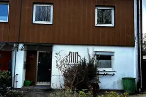 Doppelhaushälfte in Grafing (Eckgrundstück) in schöner Wohnlage – Schlosserbreite 47, 85567 Ebersberg (Kreis) – Vorschaubild 1