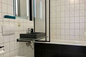 Property thumbnail 9