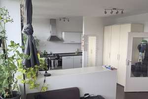 Helle, lichtdurchflutete Wohnung in absolut zentraler Lage, modern und möbliert – D.-Martin-Luther-Straße 14, 93047 Innenstadt, Regensburg – Vorschaubild 5