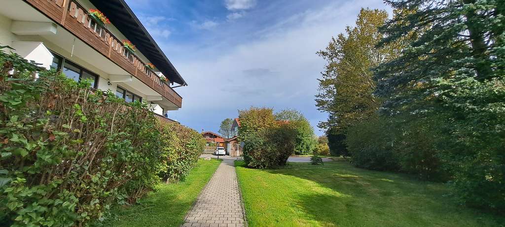 Immobilie in Grassau - Gemütliches 1 -Zimmer - Appartement im EG mit Terrasse im beliebten Grassau im Chiemgau - Bild 2