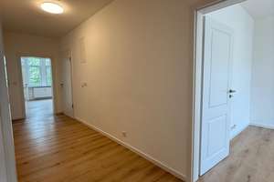 3-Zimmer-Dachgeschosswohnung im gepflegten Altbau | Balkon | Innenstadtlage | WG-geeignet – Heinrichstraße 59, 36037 Fulda – Vorschaubild 2