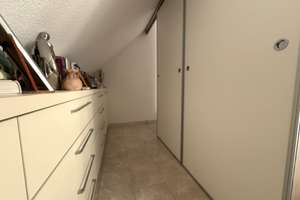 Viel Platz für die ganze Familie. Modernes Reihenendhaus in Garath. – Die vollständige Adresse der Immobilie erhältst du vom Anbieter., 40595 Garath, Düsseldorf – Vorschaubild 25