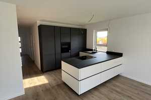 Sarstedt: Modernes 6-Zimmer Reiheneckhaus mit Terrasse und Garten zur Erstvermietung – Marie-Juchacz-Weg 1, 31157 Hildesheim (Kreis) – Vorschaubild 11