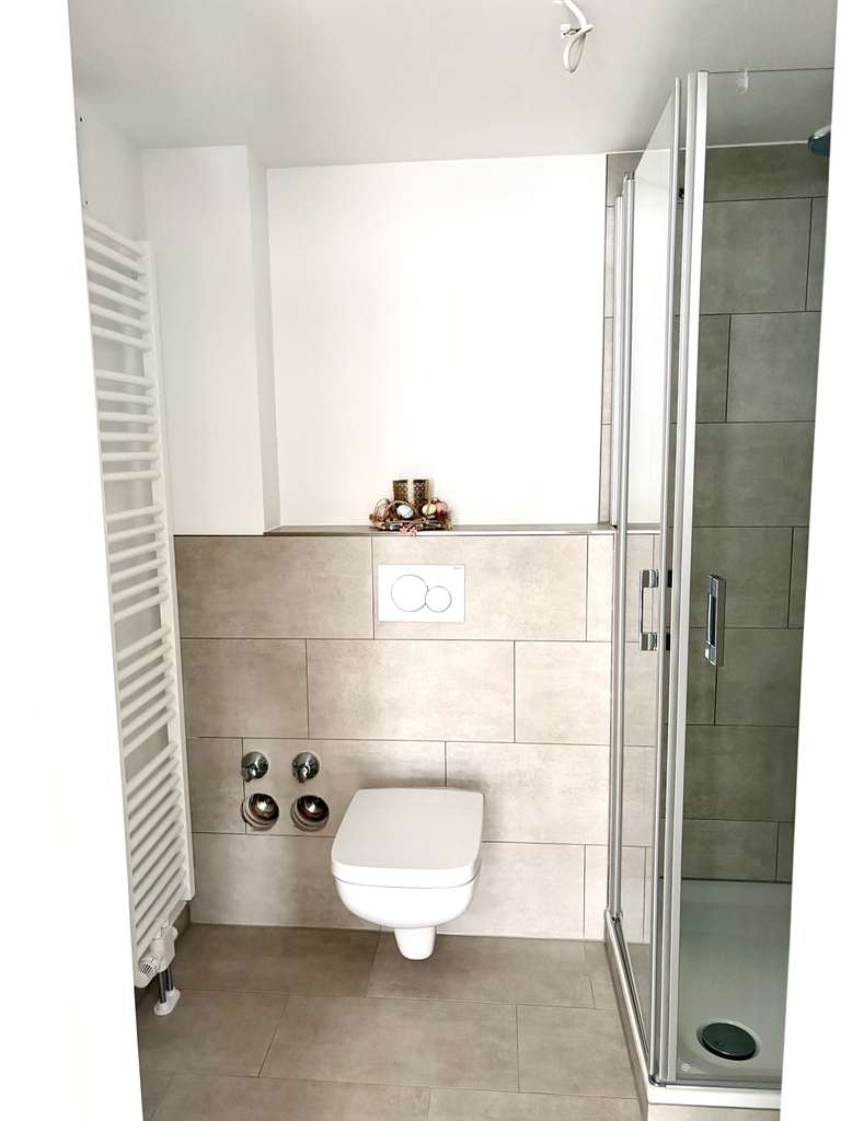 Immobilie in Bad Neuenahr-Ahrweiler - Kernsanietes Apartment mit Tiefgaragenstellplatz  einziehen und wohlfühlen - Bild 1