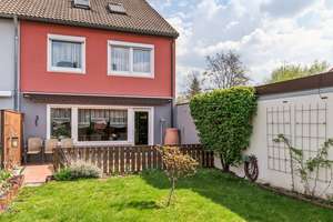 Gepflegtes Reiheneckhaus in bevorzugter Wohnlage – Die vollständige Adresse der Immobilie erhältst du vom Anbieter., 95448 Hammerstatt/St. Georgen, Bayreuth – Vorschaubild 3