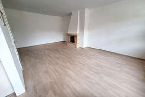 Kleiner Bungalow mit Terrasse, Kamin und Stellplatz in ruhiger Lage nahe dem Uettelsheimer See! – Die vollständige Adresse der Immobilie erhältst du vom Anbieter., 47198 Alt-Homberg, Duisburg – Vorschaubild 3