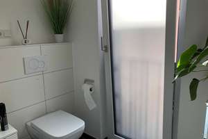 Mainz: Dreizimmerwohnung mit EBK, Balkon und Stellplatz in Finthen – Die vollständige Adresse der Immobilie erhältst du vom Anbieter., 55126 Finthen, Mainz – Vorschaubild 9