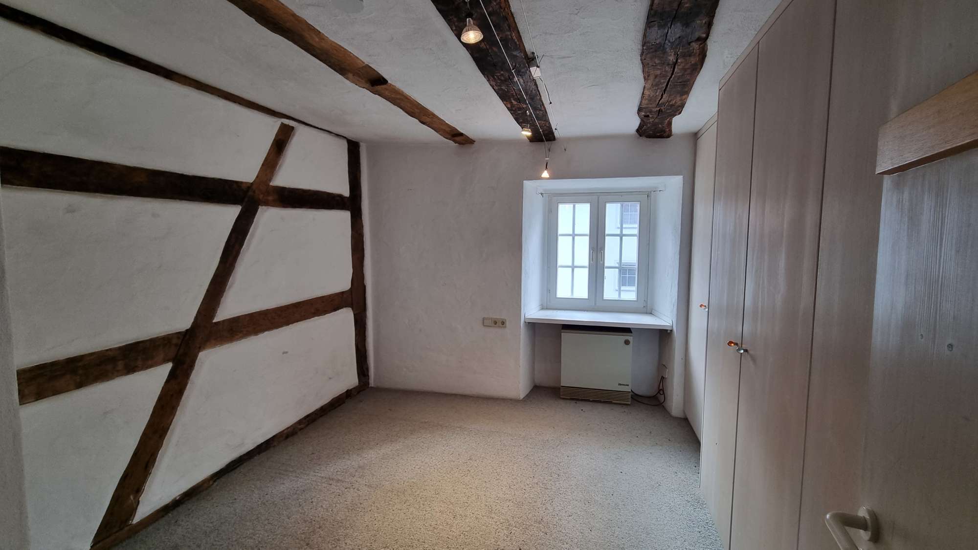 Immobilie in Hayingen - Großzügiges Denkmalobjekt mit Potenzial – Teilrenoviert und bereit für Ihre Visionen! - Bild 6