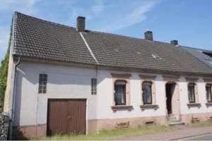 Einfamilienhaus mit Ausbaupotenzial und großem Grundstück – 66459 Kirkel – Vorschaubild 1