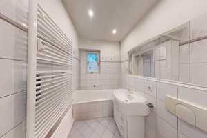 Property thumbnail 7