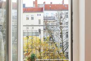 Hufelandstraße: Wunderschöner 3-Zimmer Altbau, Balkon, Fernwärme, E-Effizienz B, maßgefertigte EBK – Hufelandstraße 23, 10407 Prenzlauer Berg, Berlin – Vorschaubild 9