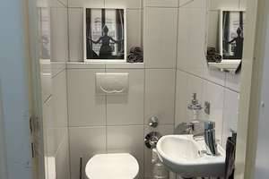 Top Sanierte 4 Zimmer - Altbauwohnung mit Balkon in Mz-Altstadt, Nähe Kurfürstlichen Schloss – Greiffenklaustraße 0, 55116 Altstadt, Mainz – Vorschaubild 17
