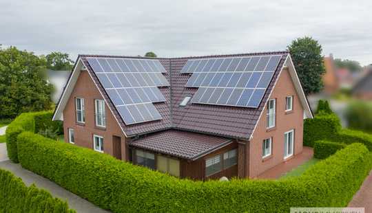 Bild von Familienidyll mit Einliegerwohnung: Großzügiges Haus inkl. Sauna und Wintergarten