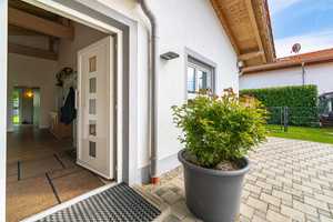 Für Jung & Alt - Offenes Wohngefühl im Bungalow-Stil in idyllischer Lage von Glonn! – Ebersberg (Kreis) – Vorschaubild 2
