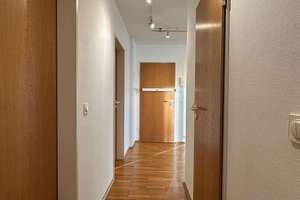 Stilvolle 3-Zimmer-Wohnung mit Balkon und Stellplatz in beliebter Höhenwohnlage – Die vollständige Adresse der Immobilie erhältst du vom Anbieter., 42287 Barmen, Wuppertal – Vorschaubild 10