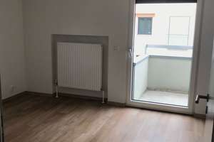Großzügige Maisonette-Wohnung mit Garten in München-Daglfing – Die vollständige Adresse der Immobilie erhältst du vom Anbieter., 81929 Daglfing, München – Vorschaubild 10