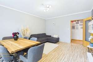 Bremen - Vahr • Attraktive 4 Zimmerwohnung mit Balkon, ideal für Eigennutzer oder Kapitalanleger – Die vollständige Adresse der Immobilie erhältst du vom Anbieter., 28329 Neue Vahr Nord, Bremen – Vorschaubild 3