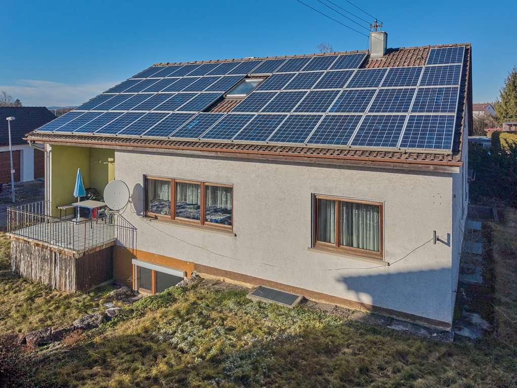 Immobilie in Trochtelfingen - Schönes Mehrfamilienhaus mit Garten + Garage!   - Bild 3