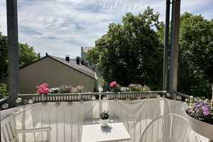 Stilvolle 2-Zimmer-Altbauwohnung mit Balkon und Blick auf begrünten Innenhof in Pempelfort – Düsseldorf – Vorschaubild 14
